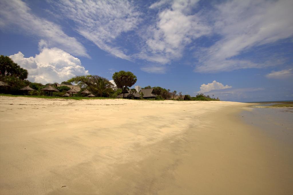Amani Beach Resort Kutani Extérieur photo