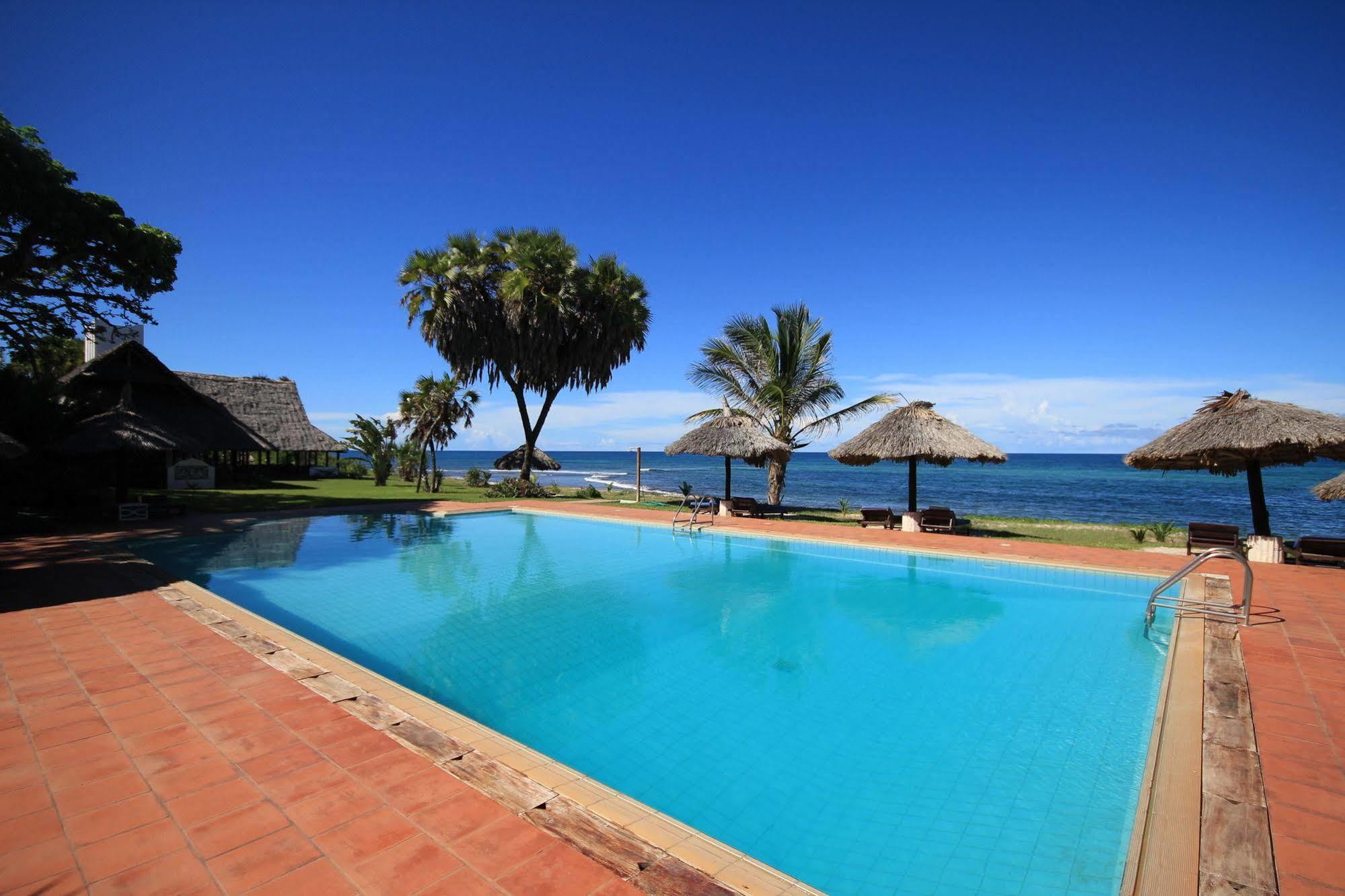 Amani Beach Resort Kutani Extérieur photo